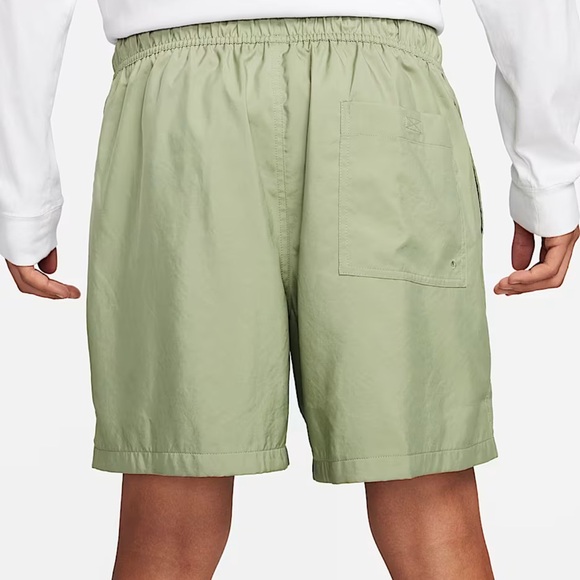 Nike Men’s Standard Fit Shorts – Green - Picture 2 of 6